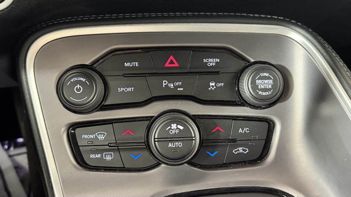 Used 2022 Dodge Challenger GT RWD image 21