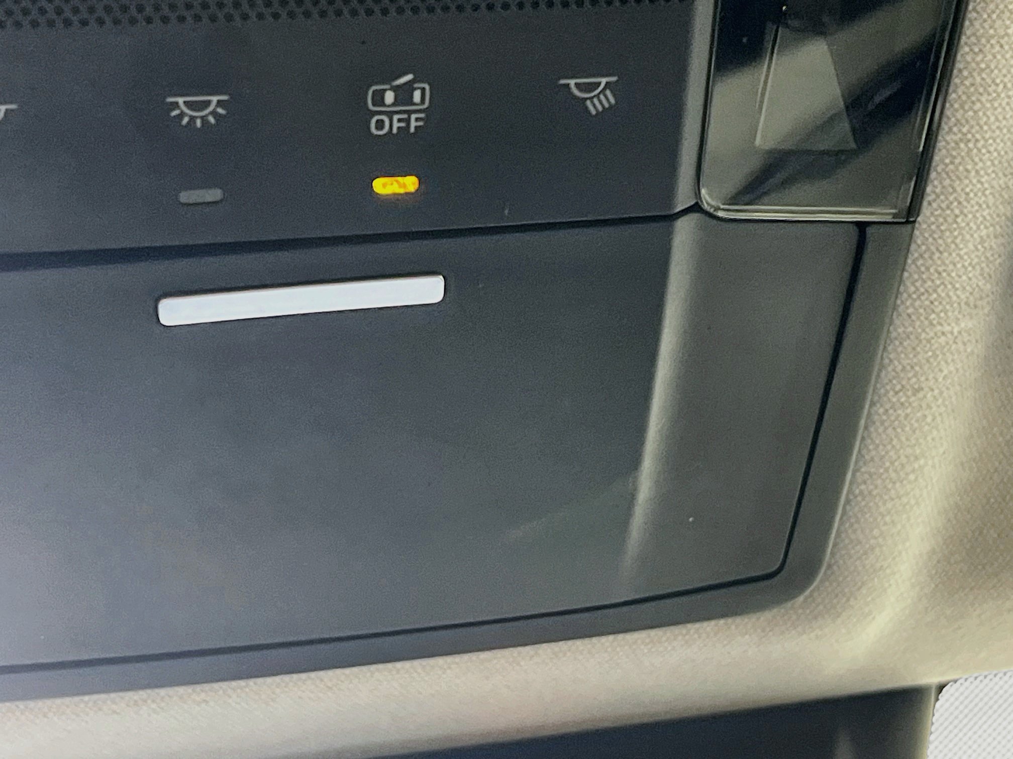 Used 2025 Mitsubishi Outlander SE FWD image 22