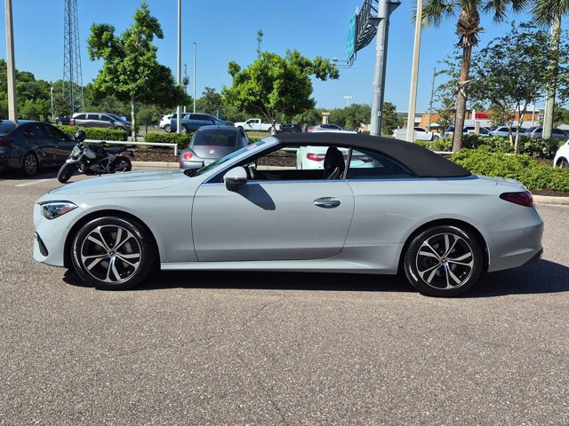Used 2026 Mercedes-Benz CLE 300 4MATIC Cabriolet image 9
