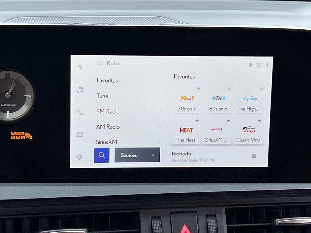 Certified 2024 Lexus ES 350 w/ Premium Package image 19