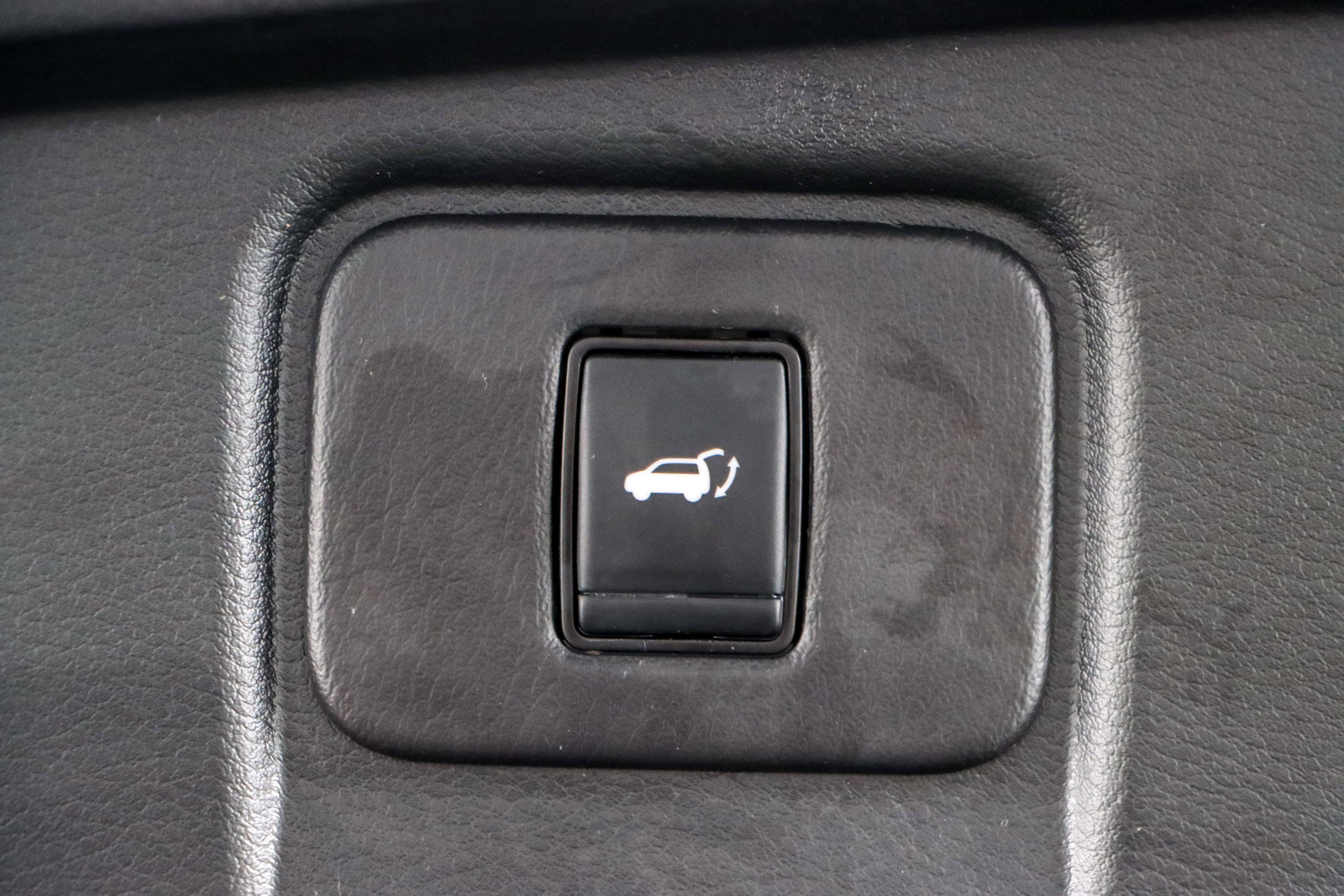 Used 2023 Nissan Murano SL w/ Cargo Package image 29