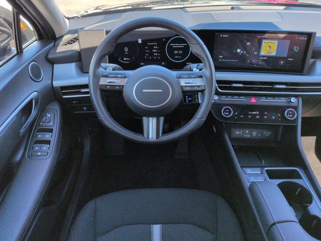 Certified 2024 Hyundai Sonata SEL w/ Convenience Package FWD image 16