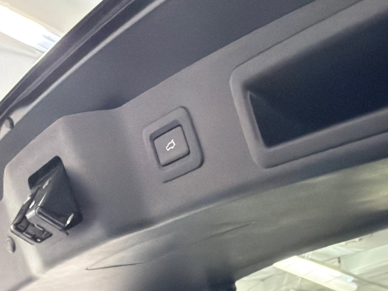 Certified 2025 MAZDA CX-5 AWD 2.5 S w/ Preferred Package image 9