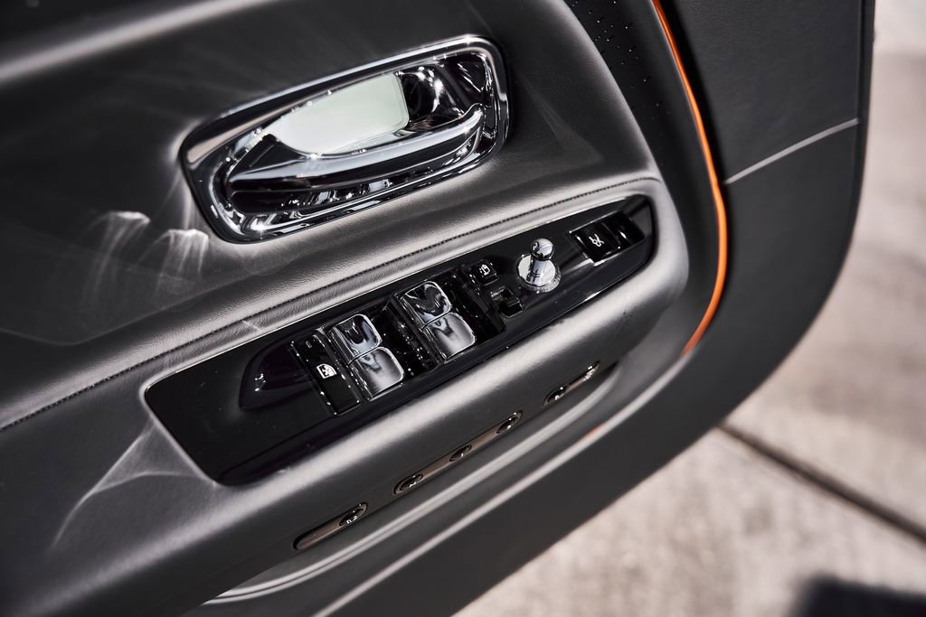 Used 2025 Rolls-Royce Spectre w/ Spectre Launch Package image 29