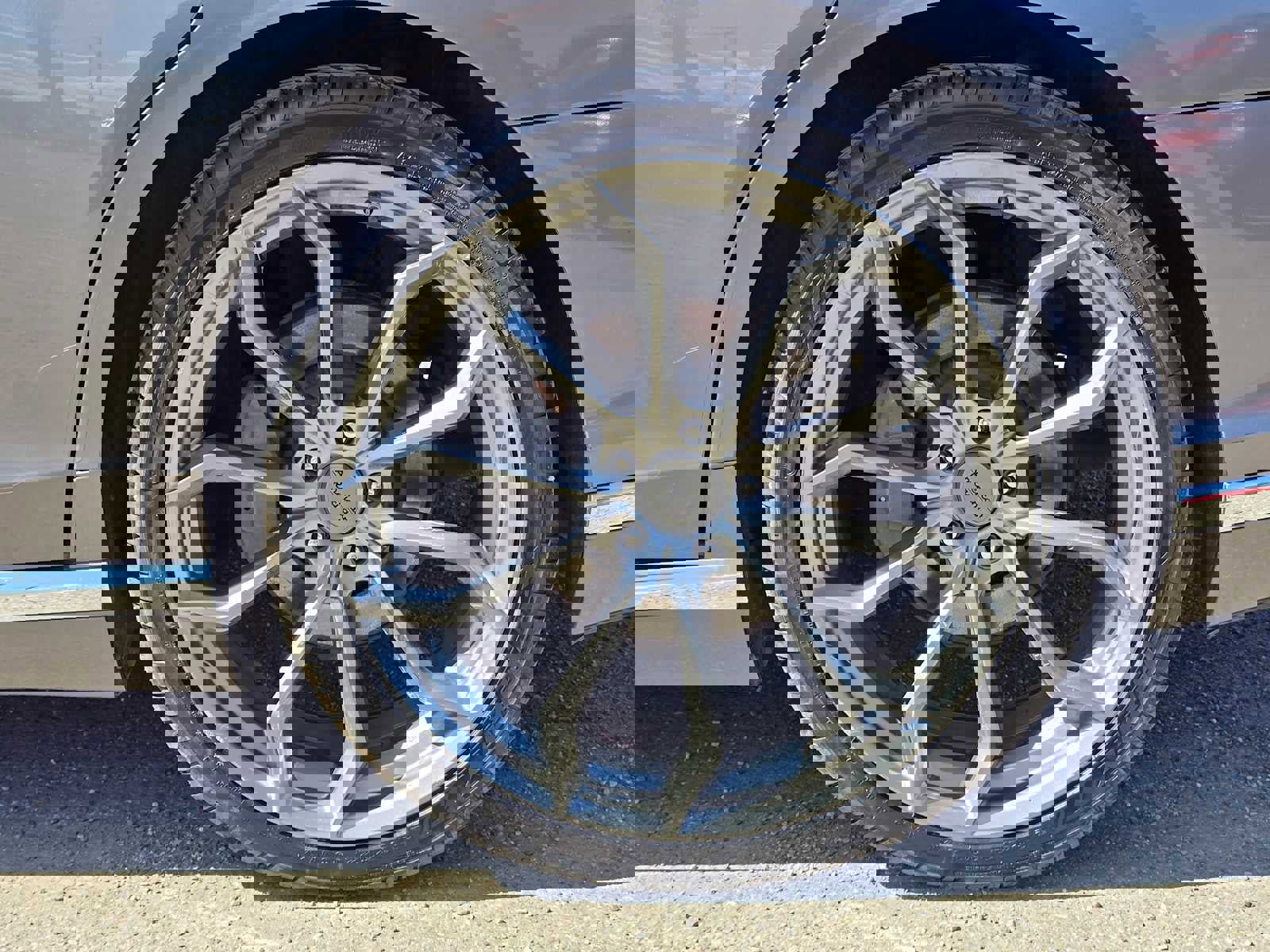 Used 2018 Lexus LS 500 image 9