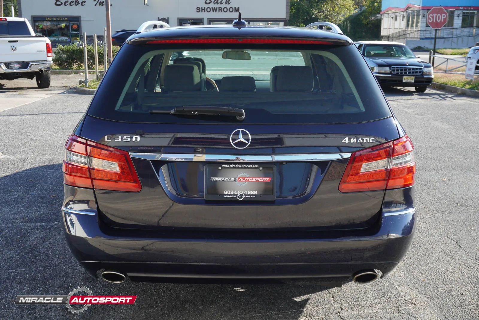 Used 2011 Mercedes-Benz E 350 4MATIC Wagon image 6