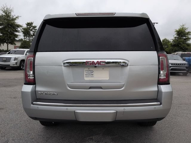 Used 2018 GMC Yukon Denali AWD/4WD image 4
