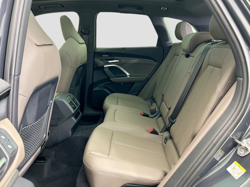 Certified 2025 Audi Q5 Premium w/ Premium Plus AWD/4WD image 21