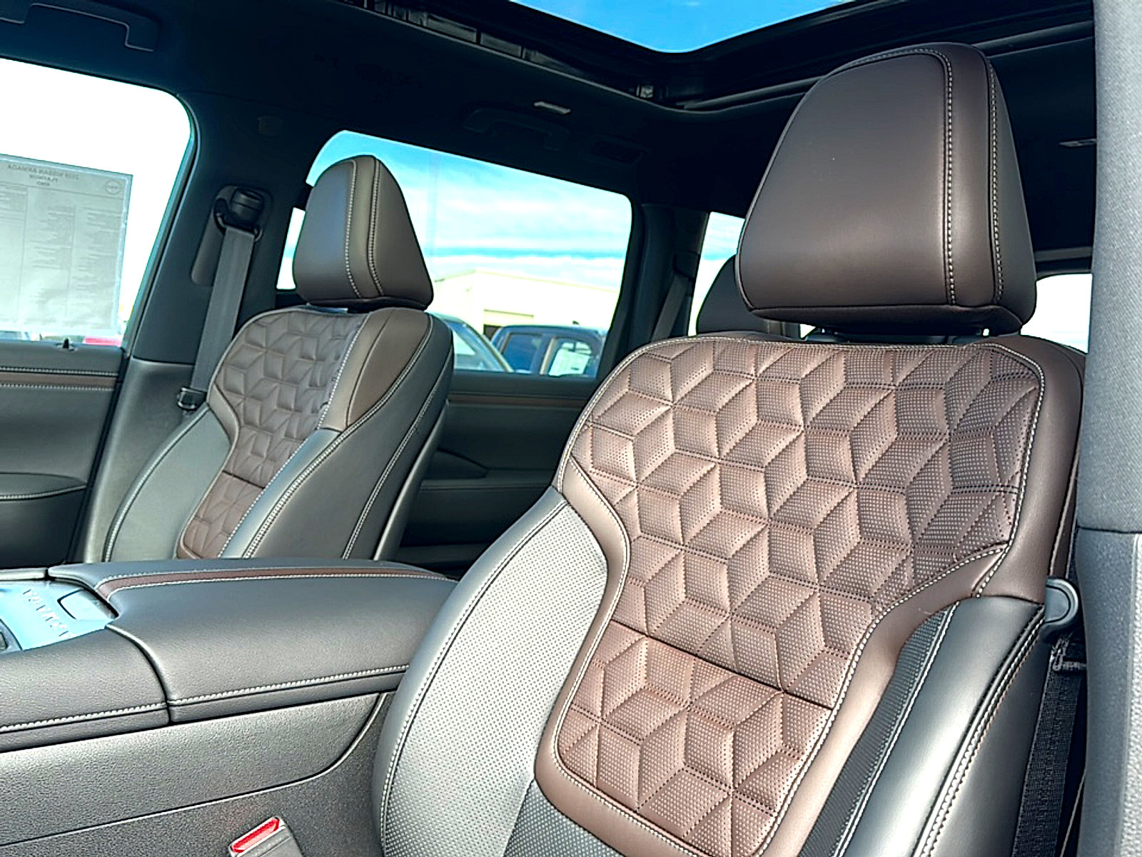 New 2026 Nissan Armada Platinum image 11