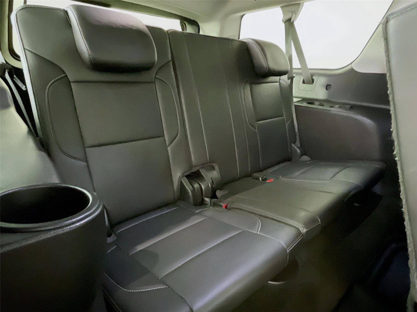 Used 2018 Chevrolet Suburban LT AWD/4WD image 33