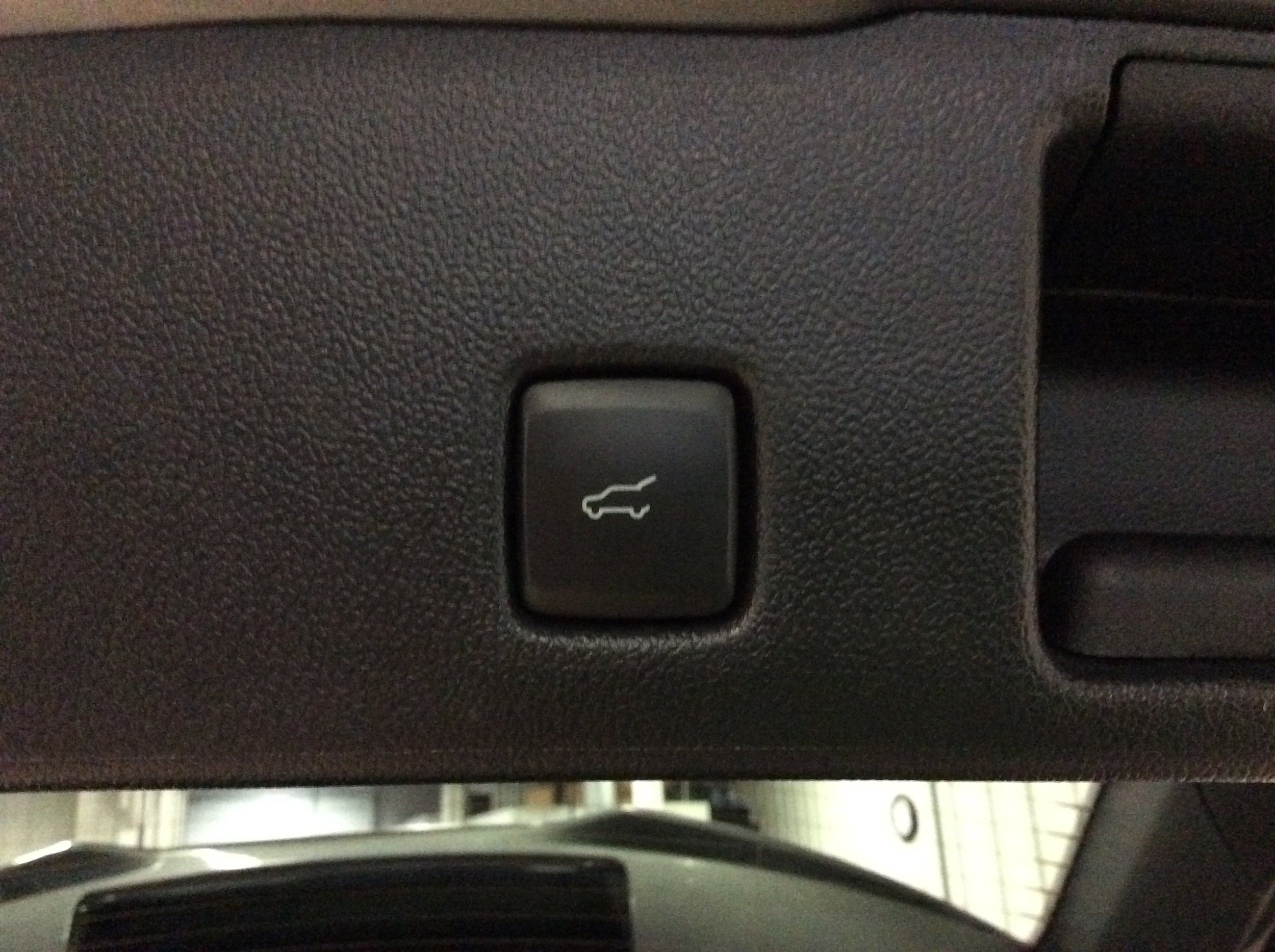 Used 2023 Ford Escape ST-Line w/ Tech Pack #1 AWD/4WD image 6