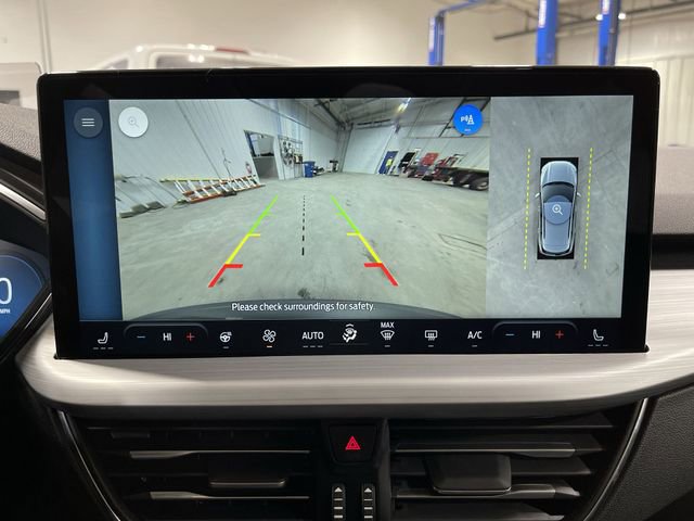 New 2025 Ford Escape SE w/ PHEV Premium Package image 28