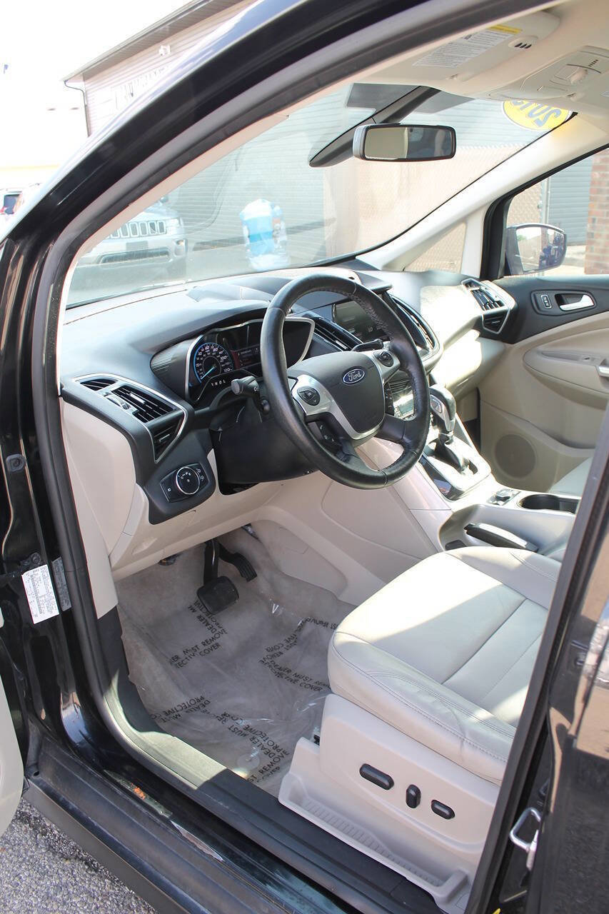 Used 2013 Ford C-MAX SEL FWD image 11