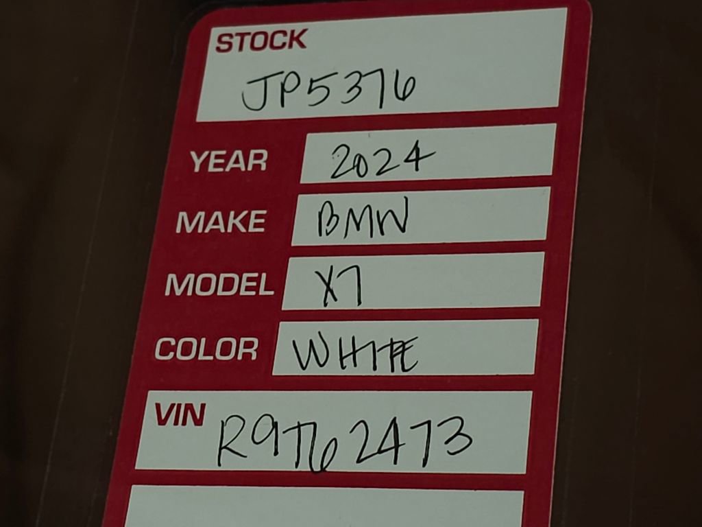 Used 2024 BMW X7 xDrive40i w/ Executive Package image 48