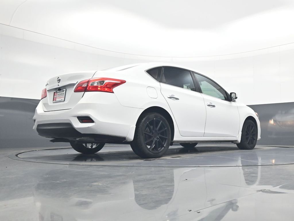 Used 2017 Nissan Sentra S FWD image 23