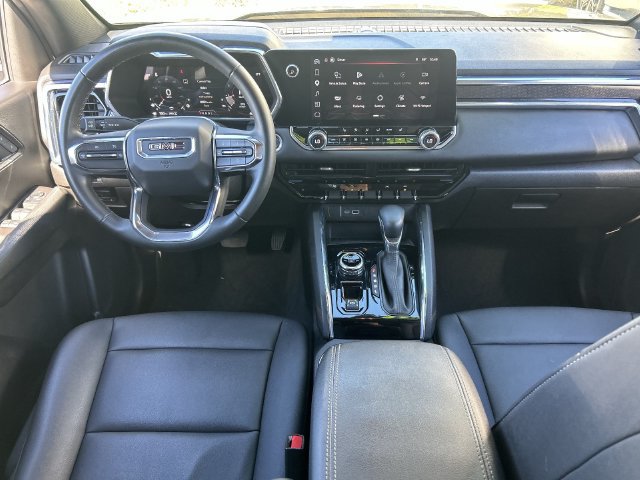 Used 2024 GMC Canyon Elevation w/ Elevation Premium Package AWD/4WD image 17