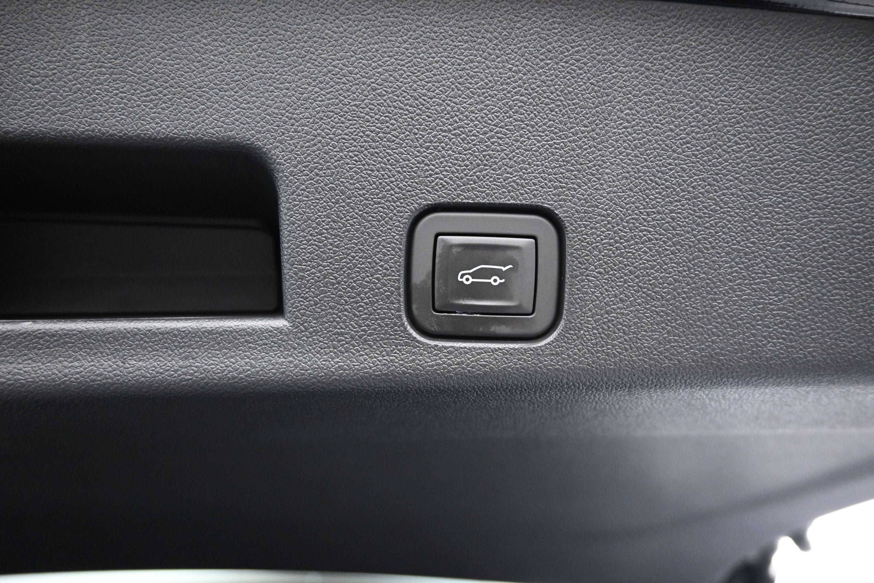 New 2027 Chevrolet Traverse LT FWD image 33