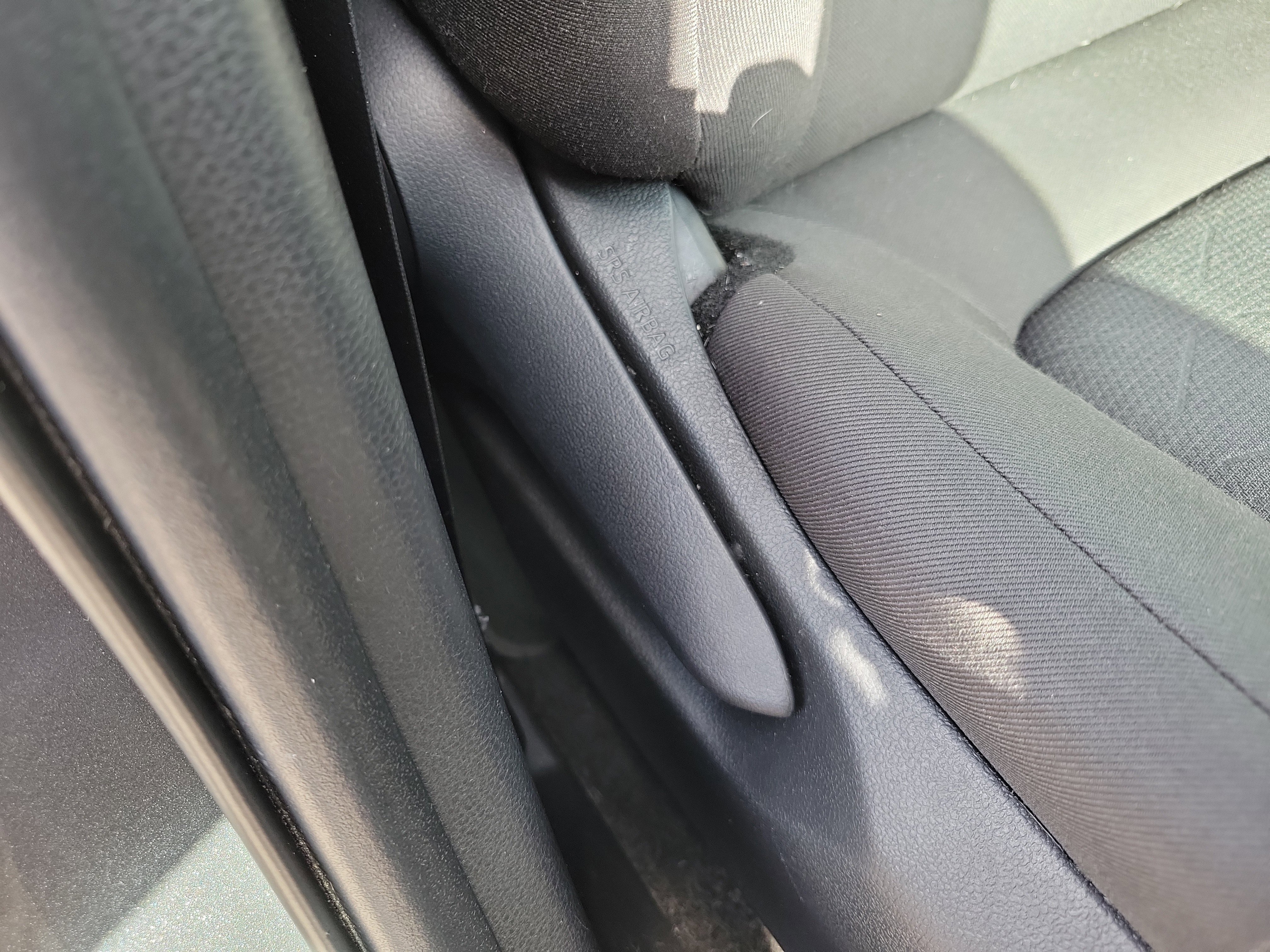 Used 2022 Toyota RAV4 XLE FWD image 9