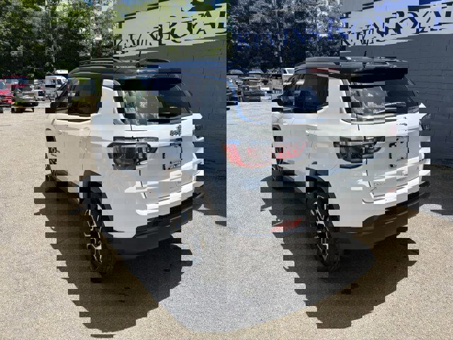 Used 2022 Jeep Compass Limited image 8