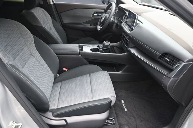 Used 2023 Nissan Rogue SV FWD image 37