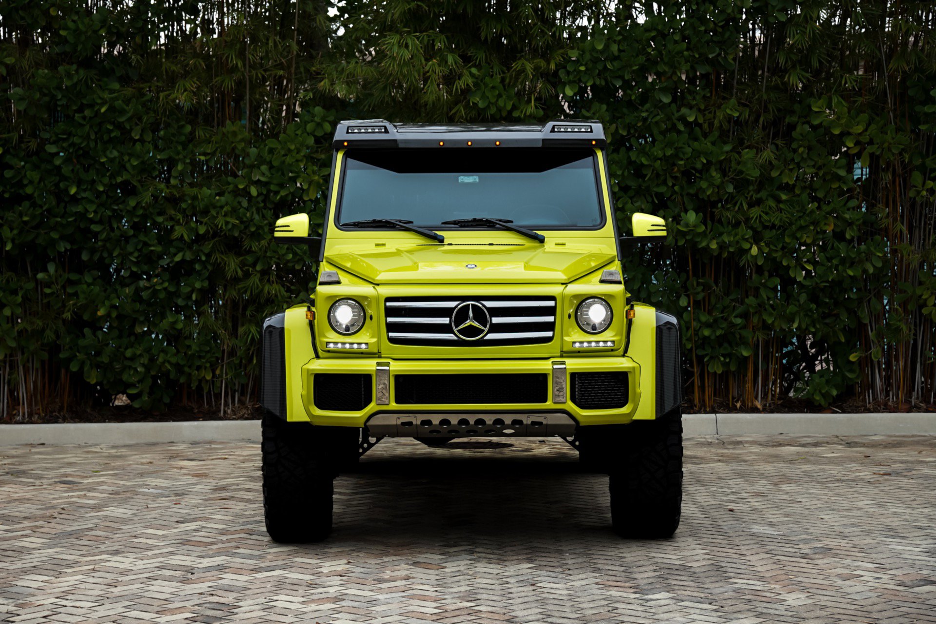 Used 2017 Mercedes-Benz G 550 Squared image 2