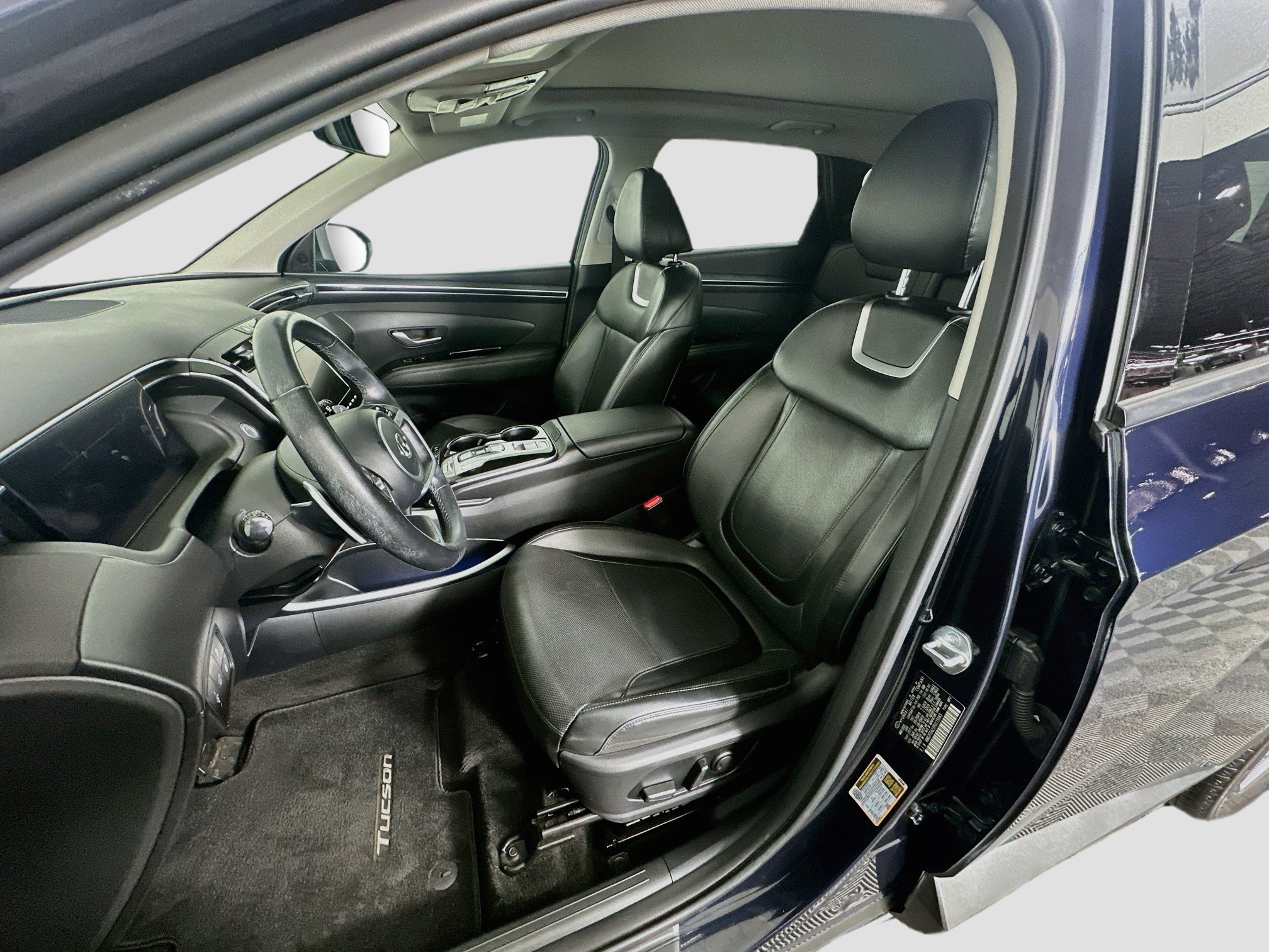 Used 2023 Hyundai Tucson Limited AWD/4WD image 13