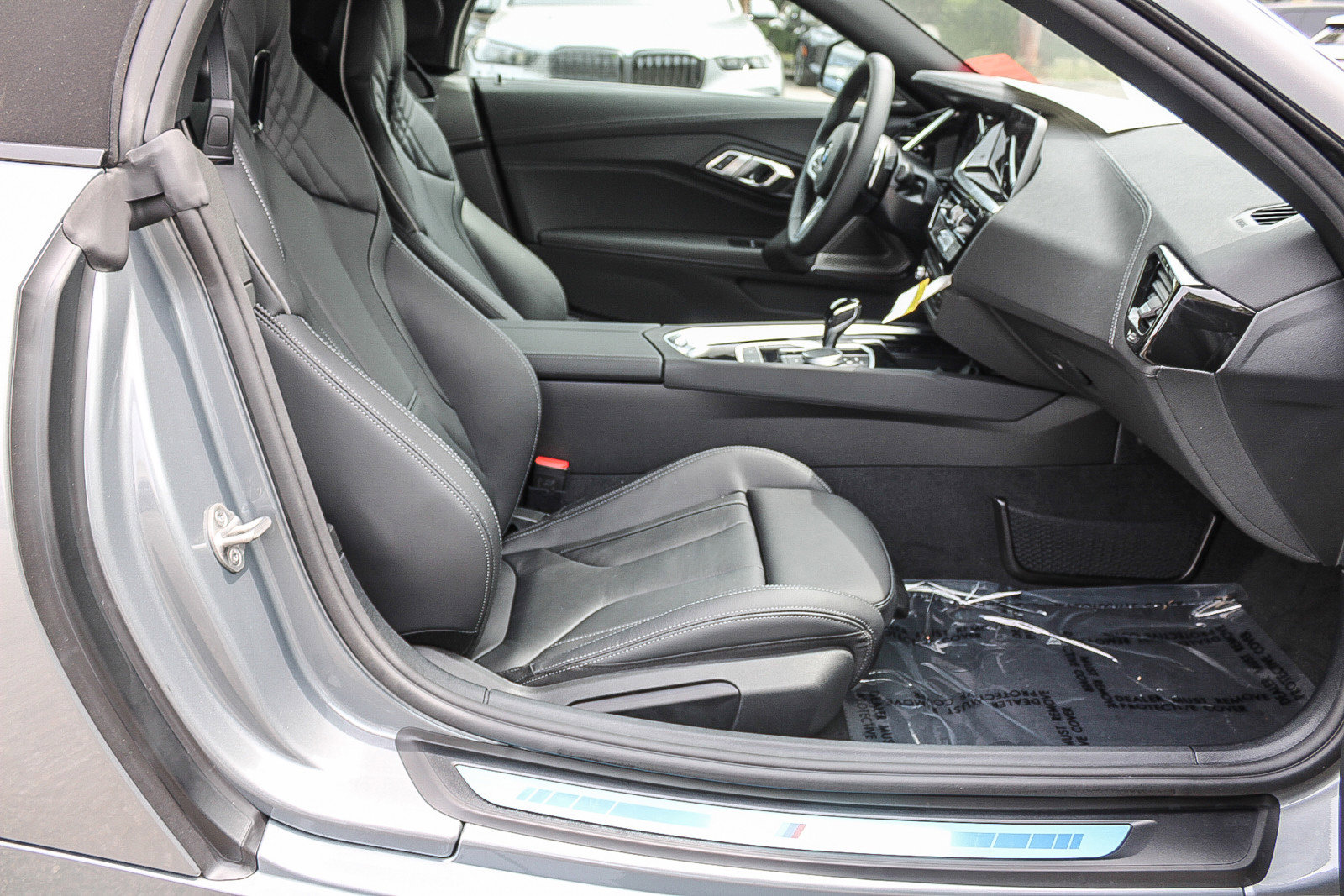 New 2026 BMW Z4 sDrive30i w/ Shadowloine Package image 15