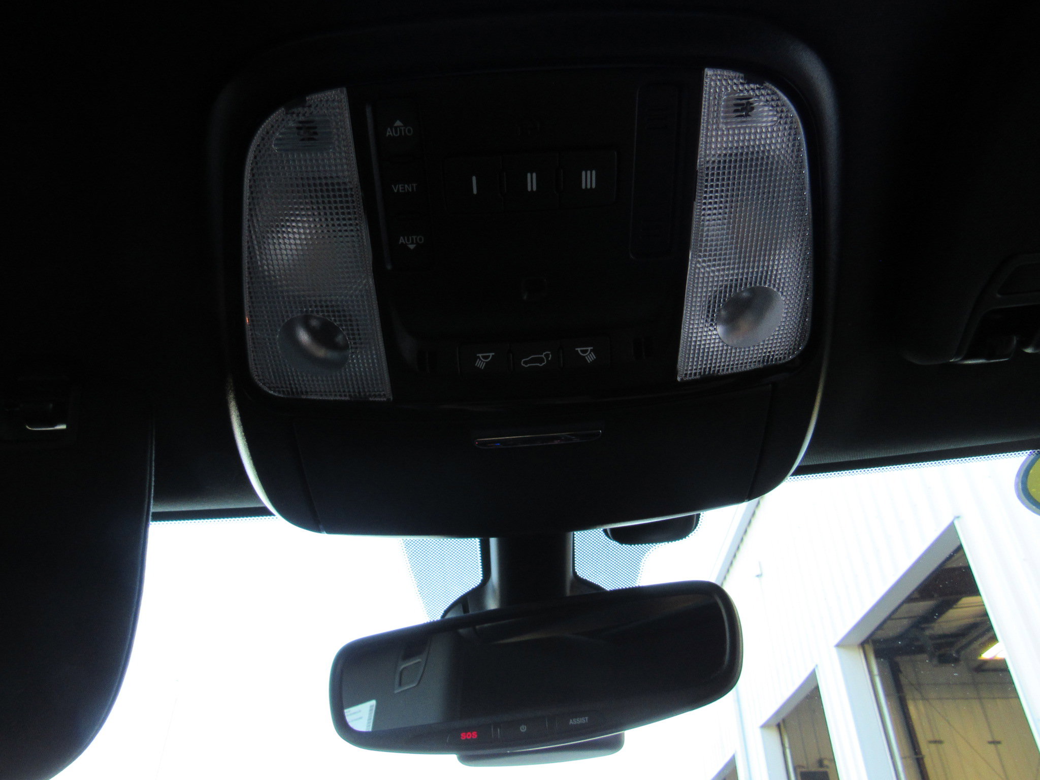 Used 2022 Dodge Durango R/T w/ Blacktop Package image 24