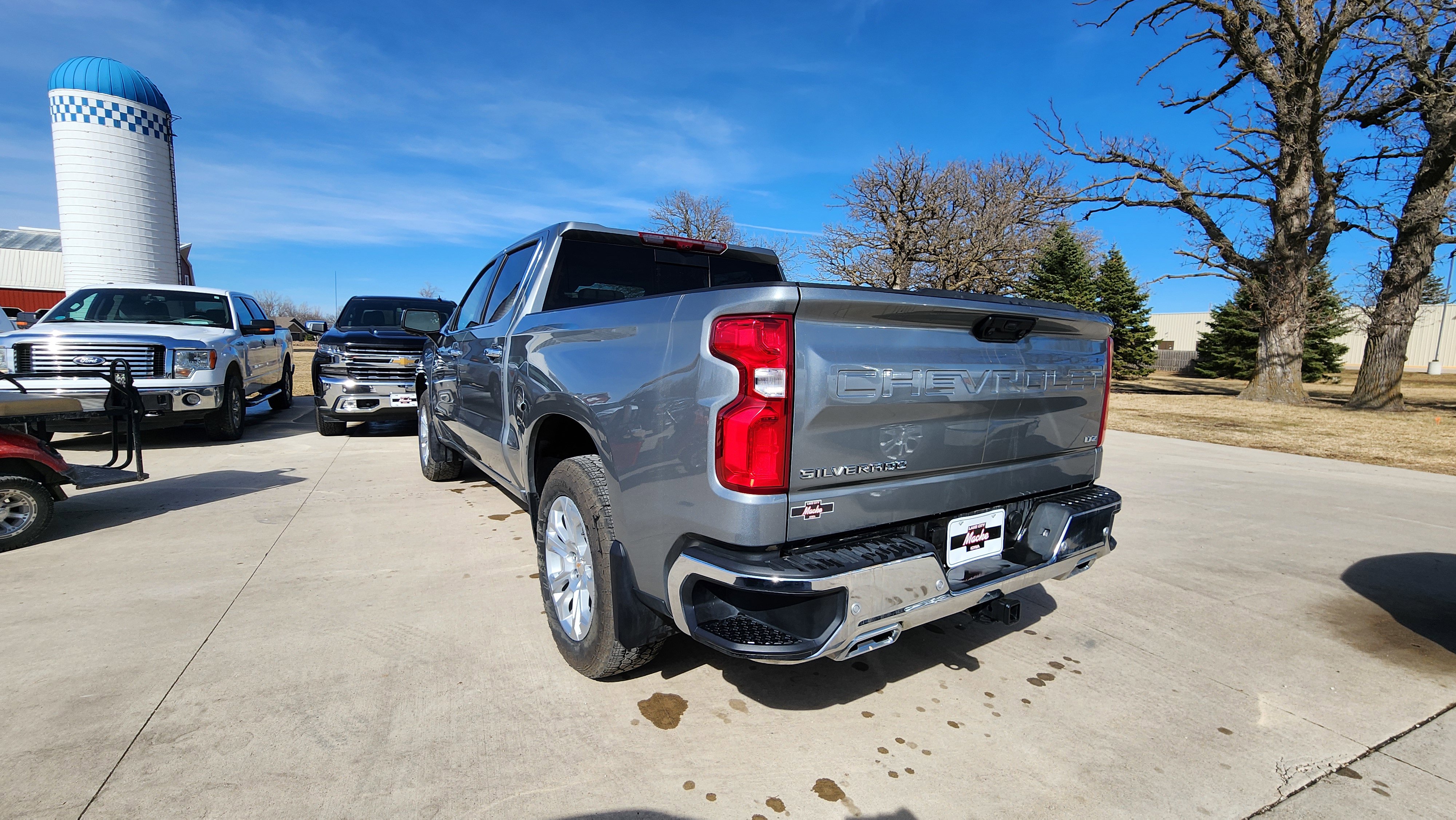 Used 2025 Chevrolet Silverado 1500 LTZ w/ LTZ Premium Package image 8