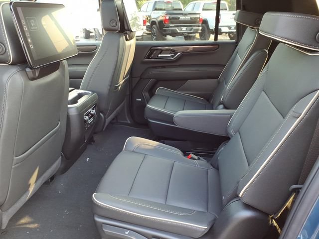 New 2026 GMC Yukon XL Elevation w/ Elevation Premium Package AWD/4WD image 7