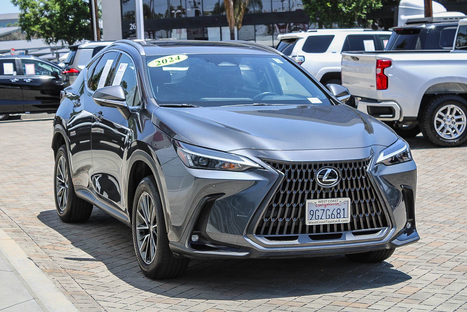 Used 2024 Lexus NX 350 AWD w/ Vision Package image 3