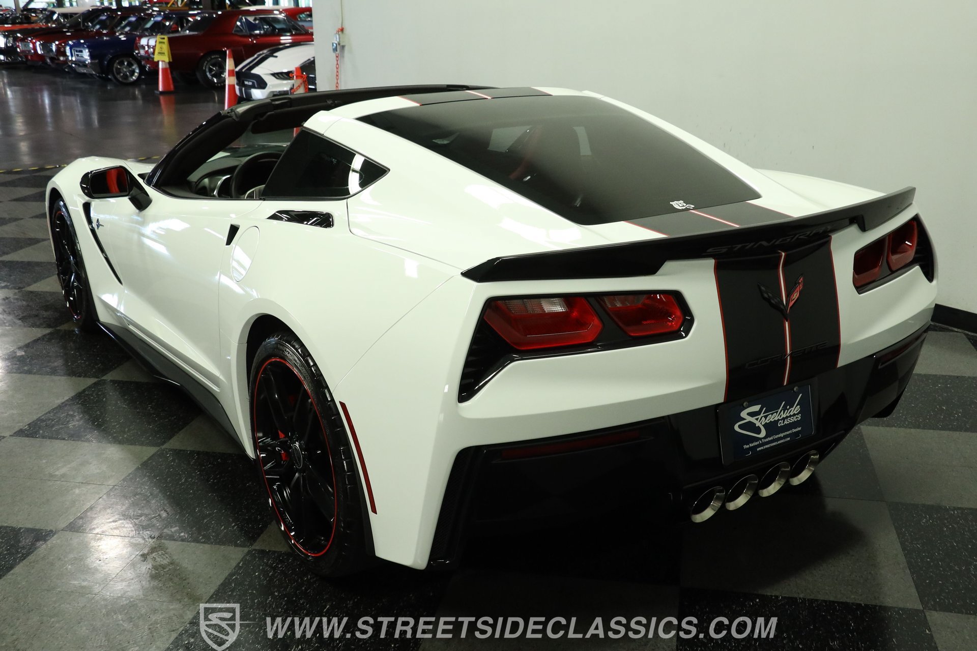 Used 2015 Chevrolet Corvette Stingray Coupe w/ Pacific Design Package RWD image 8