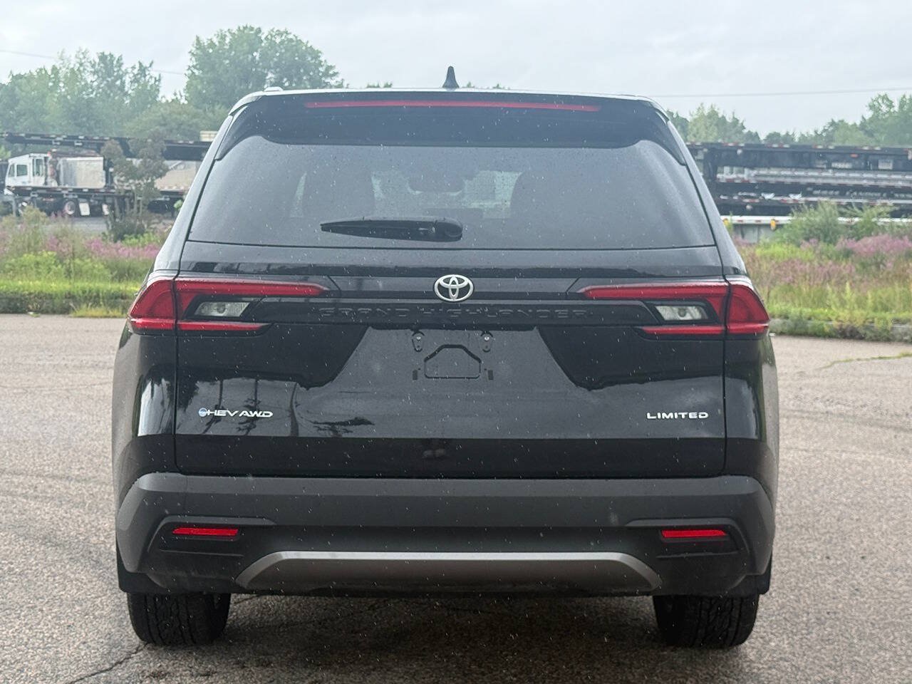 Used 2025 Toyota Grand Highlander AWD Hybrid image 4