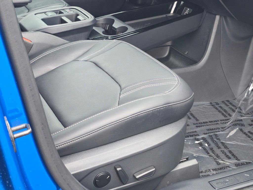 Certified 2025 Ford Mustang Mach-E Premium AWD/4WD image 8