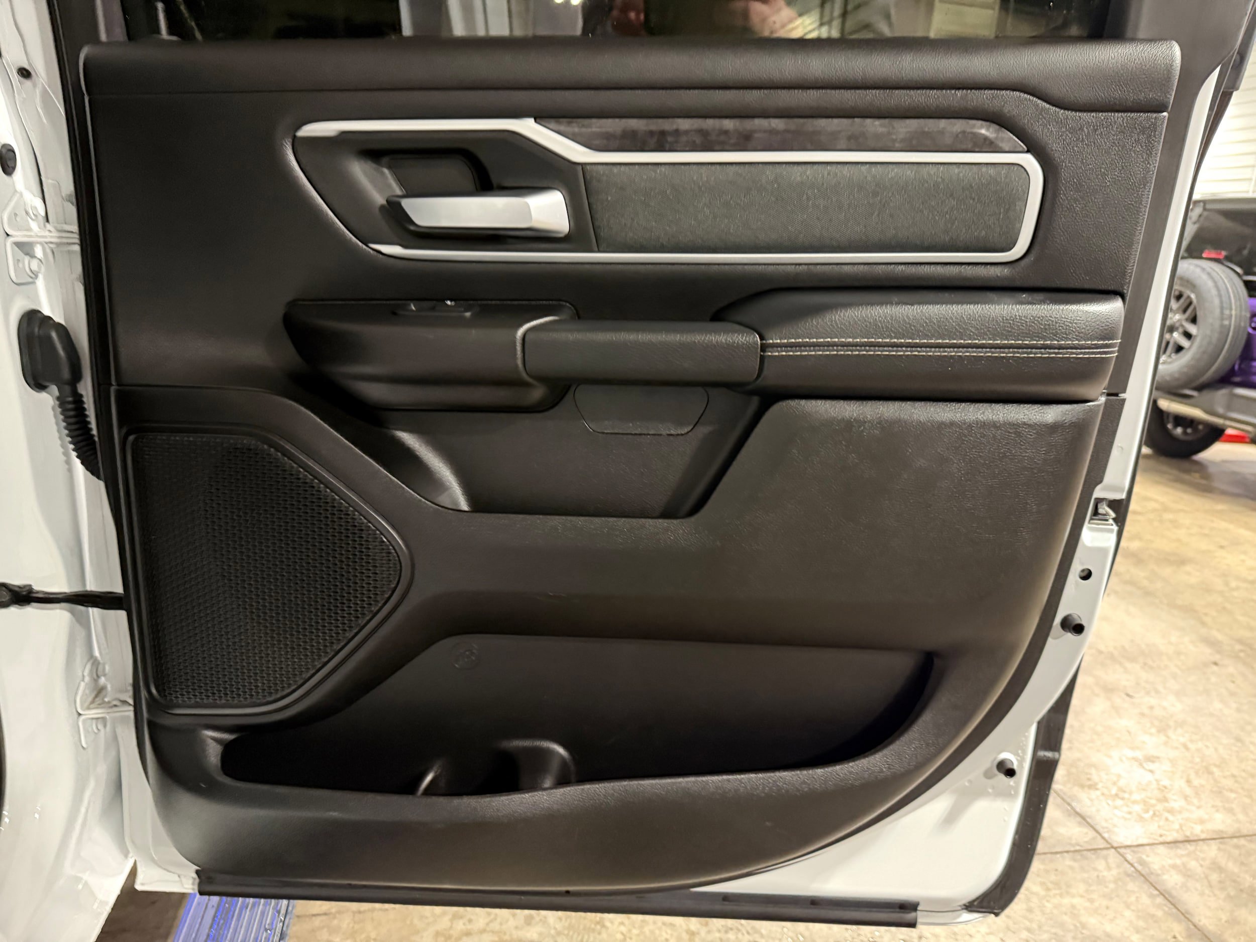 Used 2022 RAM 1500 Big Horn AWD/4WD image 15