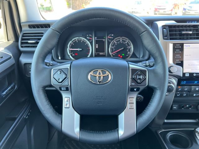 Used 2023 Toyota 4Runner Limited AWD/4WD image 19