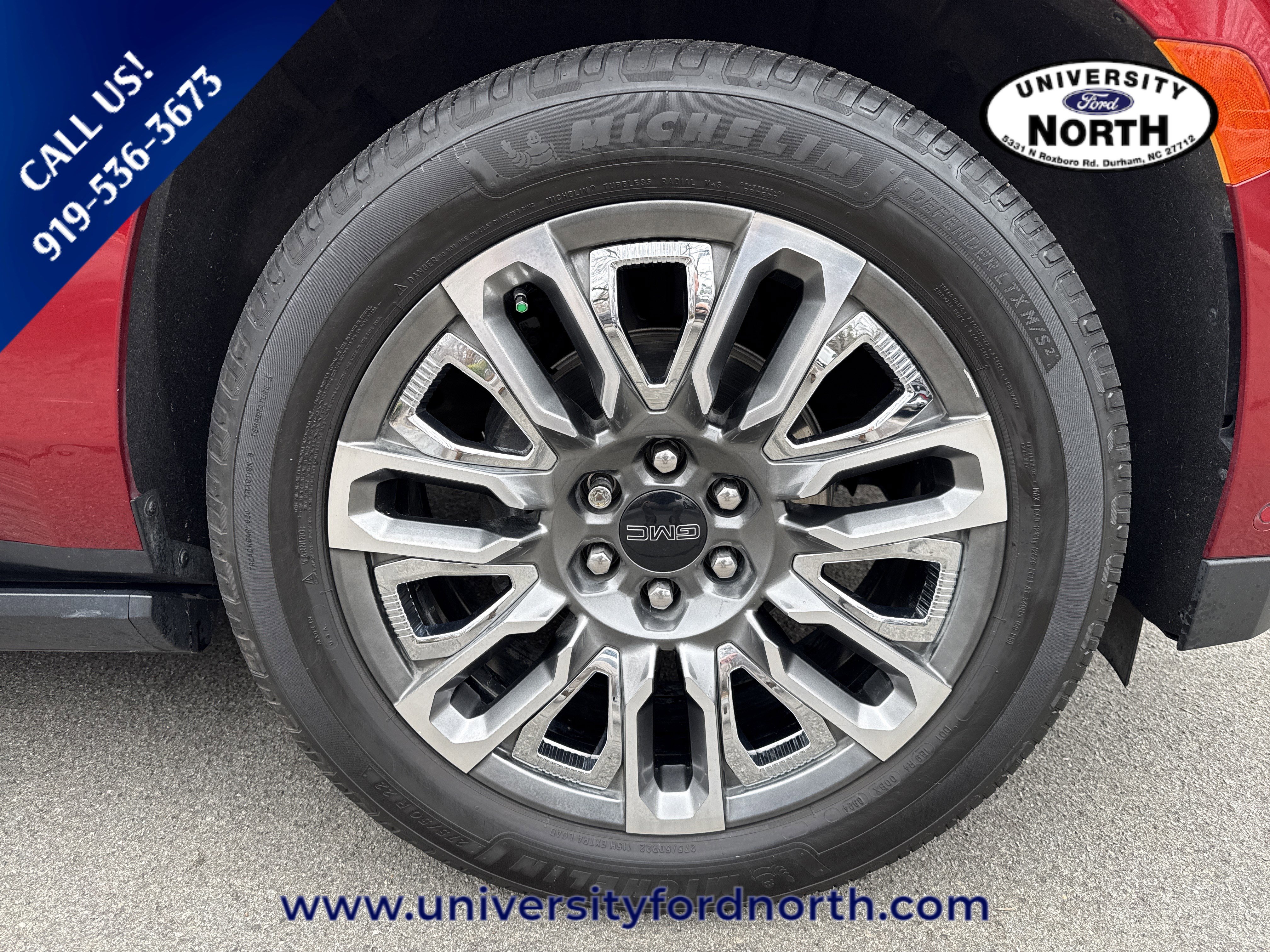 Used 2023 GMC Yukon Denali Ultimate image 9