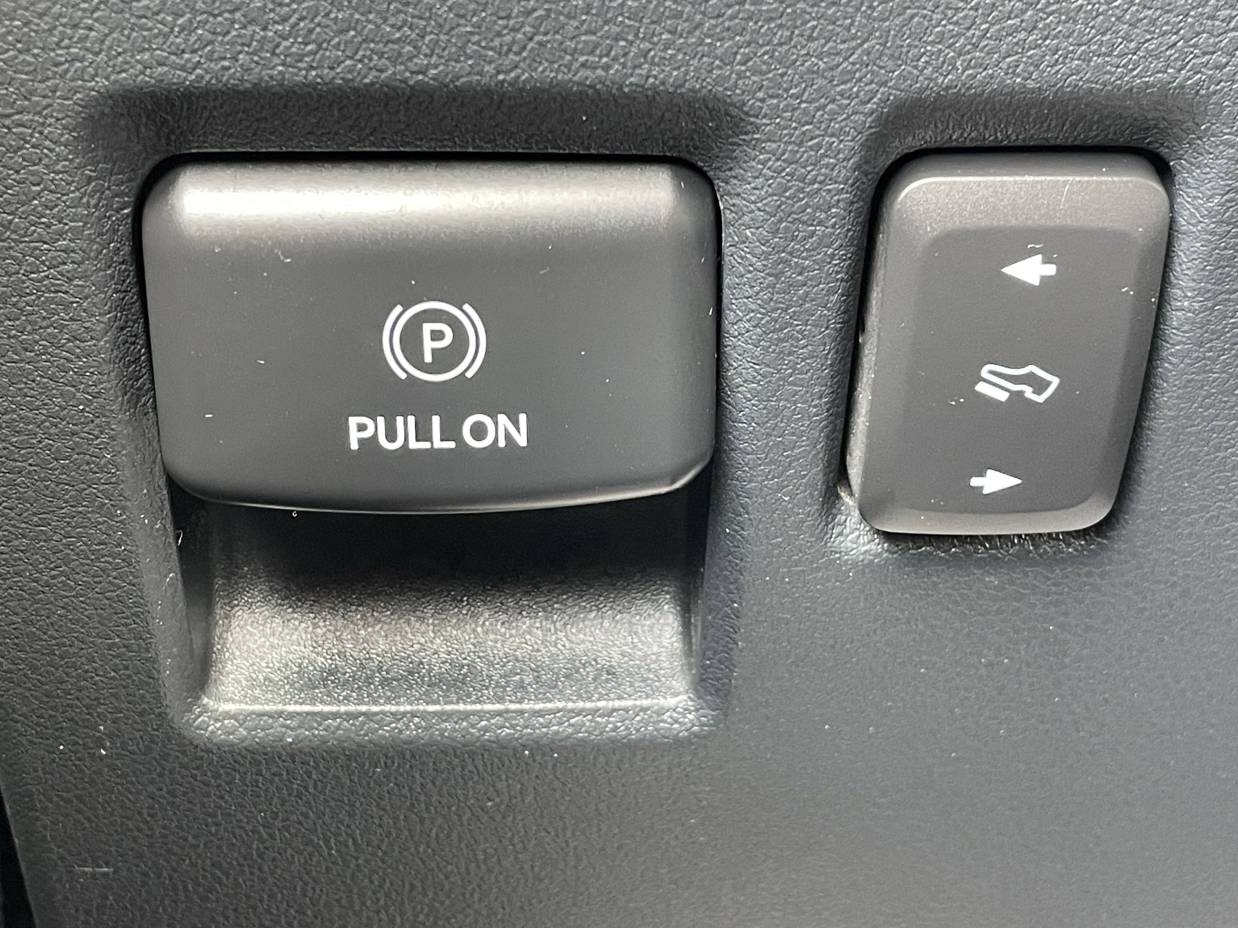 Used 2022 Ford F150 XLT w/ Equipment Group 301A Mid image 17