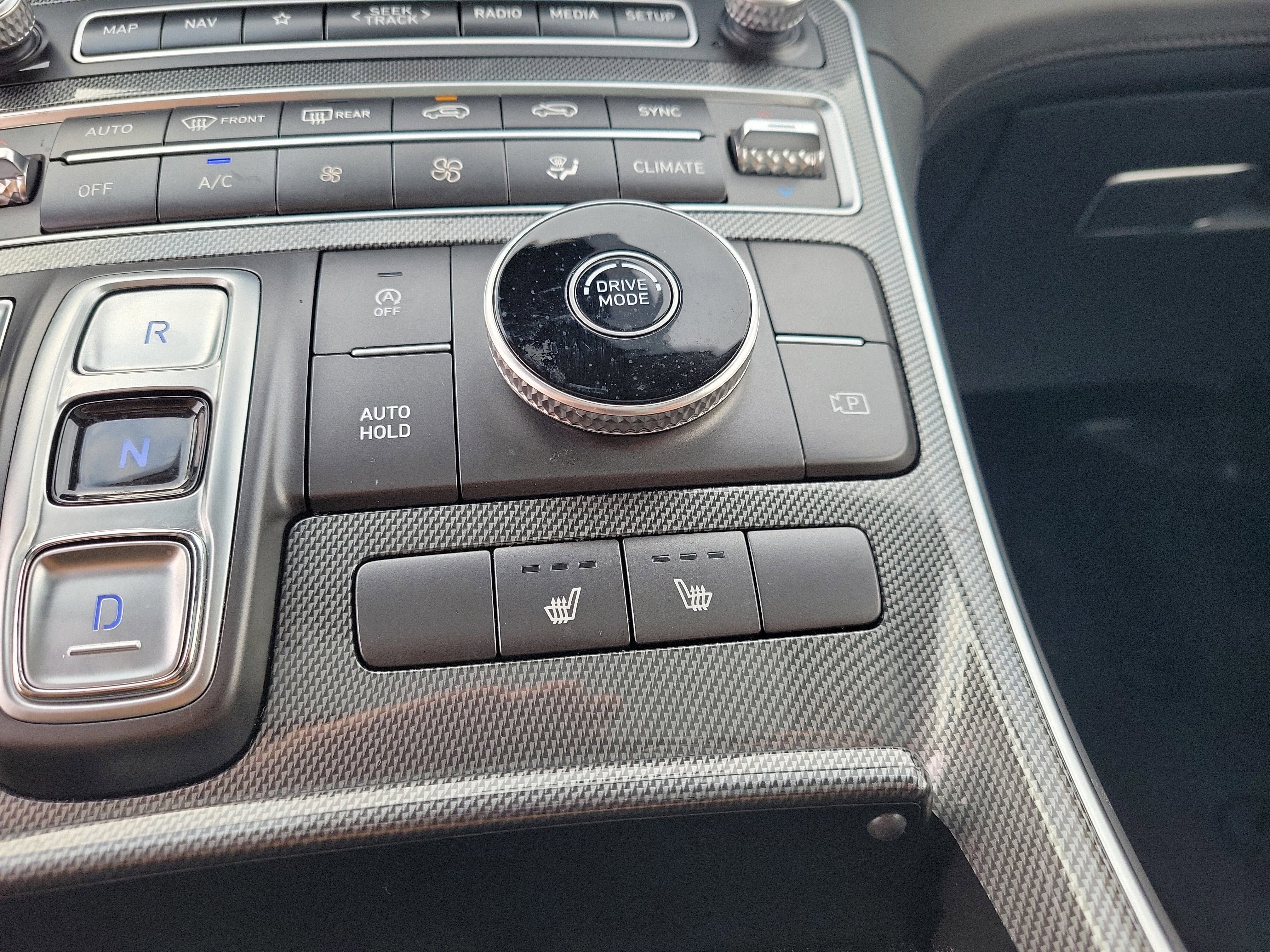 Used 2023 Hyundai Santa Fe SEL w/ Premium Package image 32