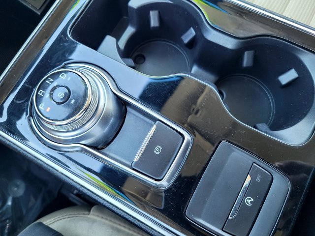 Certified 2019 Ford Edge SEL FWD image 19