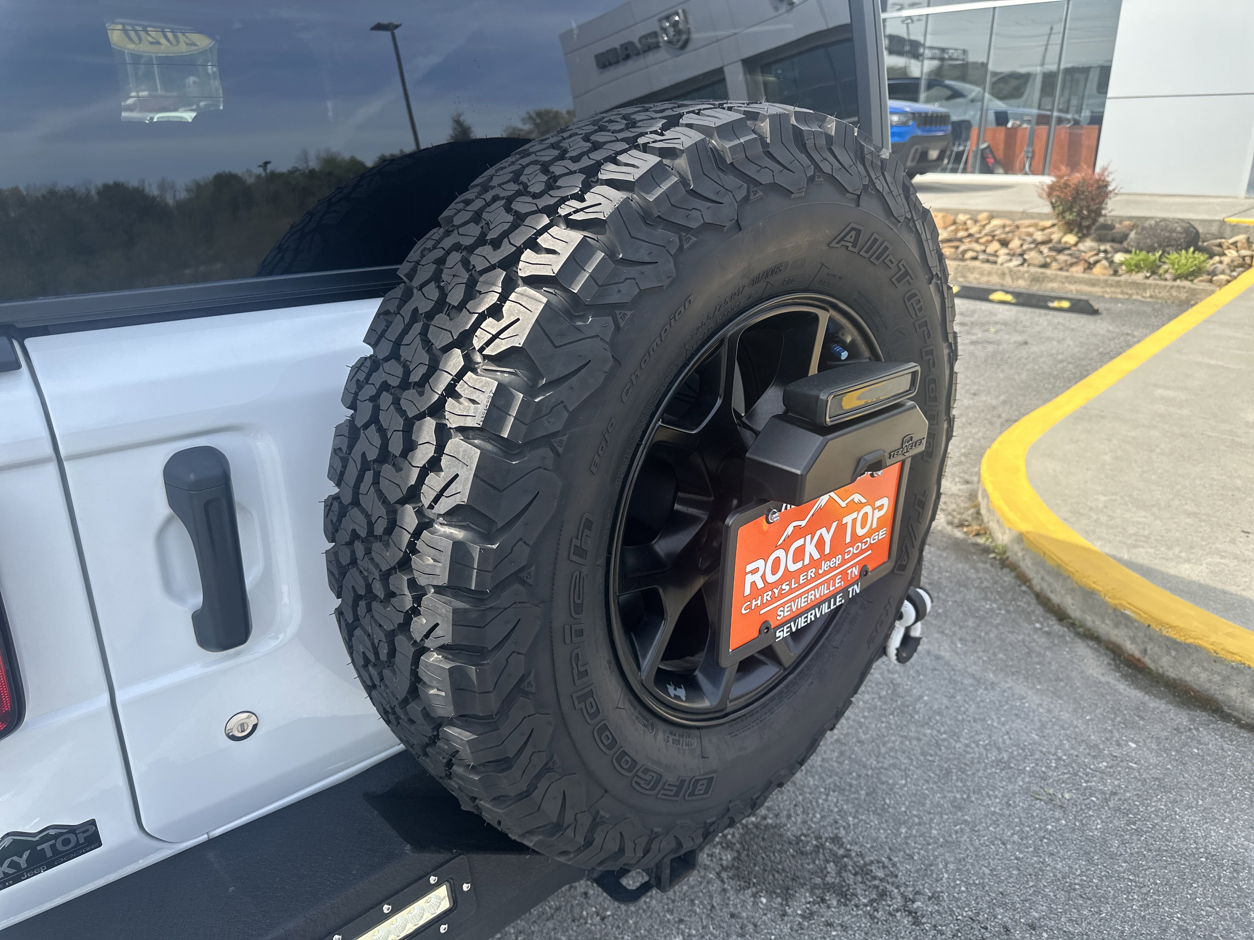 Used 2020 Jeep Wrangler Unlimited Sport image 24