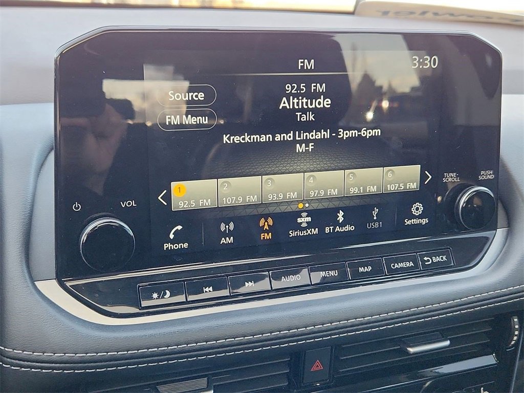 Used 2023 Nissan Rogue SL w/ SL Premium Package image 13