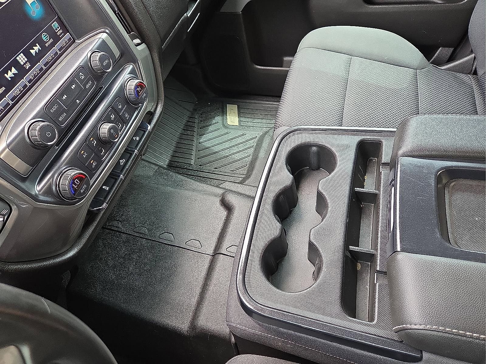 Used 2018 Chevrolet Silverado 1500 LT w/ Texas Edition AWD/4WD image 25