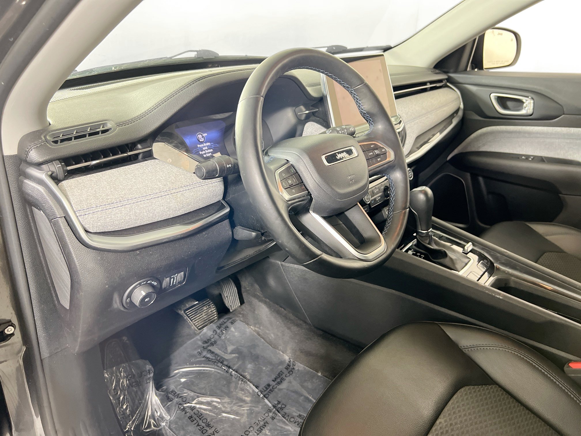 Used 2022 Jeep Compass Latitude w/ Convenience Group AWD/4WD image 9