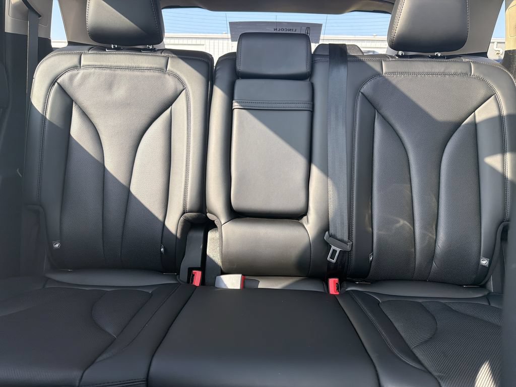Certified 2022 Lincoln Nautilus Reserve AWD/4WD image 21