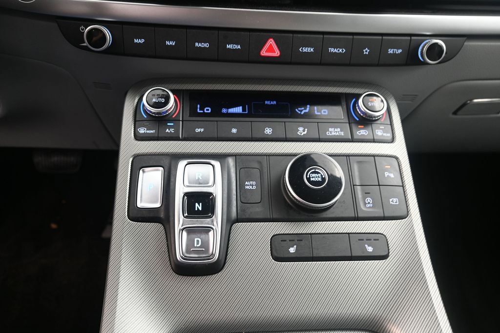 Used 2025 Hyundai Palisade SEL FWD image 12