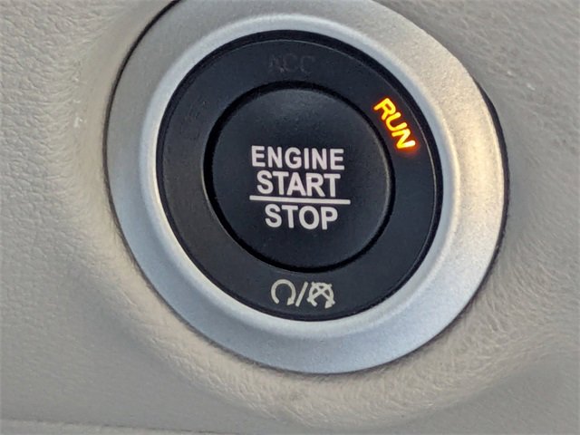 Used 2018 Chrysler Pacifica Touring Plus w/ Tire & Wheel Group image 31