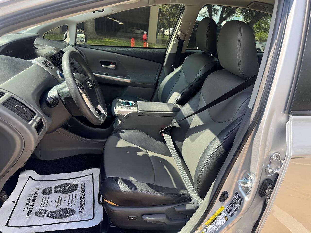 Used 2013 Toyota Prius V Two FWD image 14