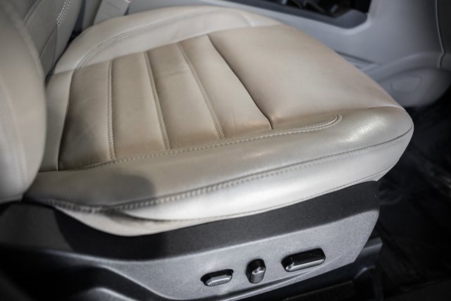 Used 2018 Ford Escape Titanium w/ Ford Safe & Smart Package image 35