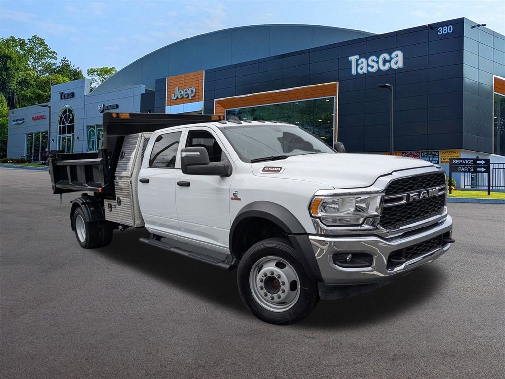 New 2024 RAM 5500 Tradesman w/ Chrome Appearance Group